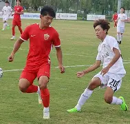 开云官网-闽南黑豹队对阵蓬莱鲸鲨队，举重附加赛小胜，细节决定成败——锋线火力回暖